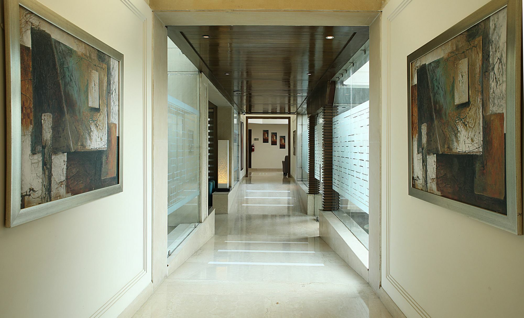 Inde Hotel Signature Tower Gurgaon Buitenkant foto